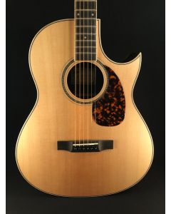 Larrivee C-03R-TE "Tommy Emmanuel" Guitar