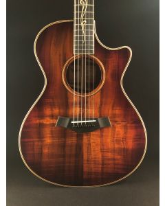 Taylor K22CE Solid Hawaiian Koa Acoustic/Electric Guitar