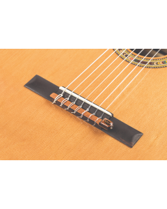 KNA NG-7S Portable bridge-mounted piezo for extended-range nylon-string guitar